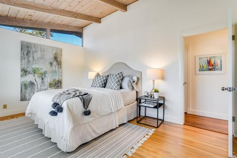 80 E Crescent Dr, San Rafael, CA 94901 photo 24