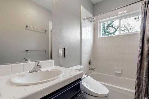 415 Christensen Ln, Cotati, CA 94931 photo 33