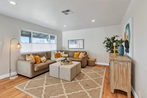 138 Bergwall Way, Vallejo, CA 94591 photo 6