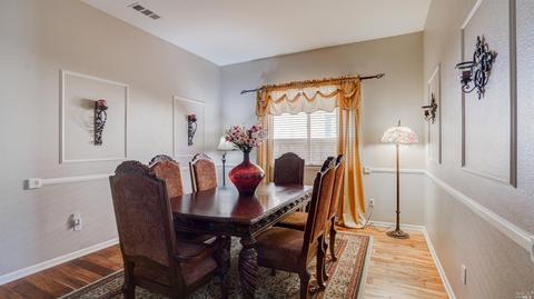 806 Hampton St, Vacaville, CA 95687 photo 9