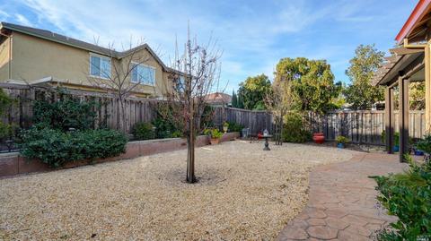 806 Hampton St, Vacaville, CA 95687 photo 32