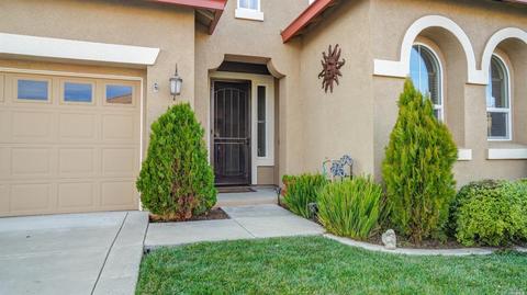 806 Hampton St, Vacaville, CA 95687 photo 2