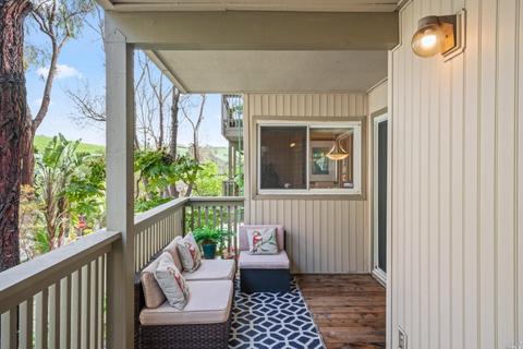 215 Whale Bone Ct, Vallejo, CA 94591 photo 1