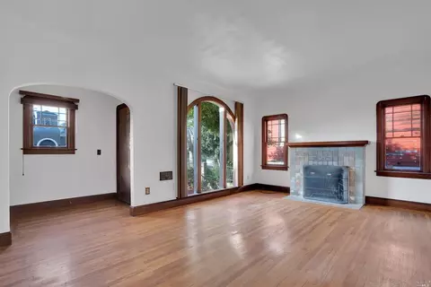 830 Louisiana St, Vallejo, CA 94590 photo 3