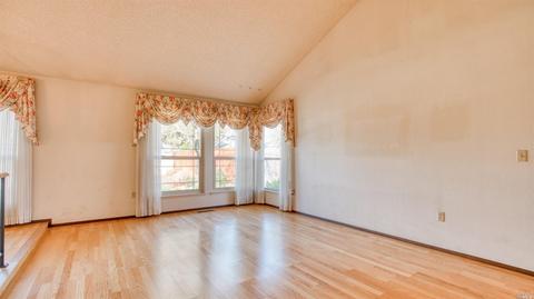 1037 Ely Blvd S, Petaluma, CA 94954 photo 9