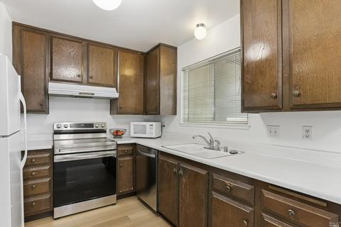 2384 Bayview Ct, Concord, CA 94520 photo 13