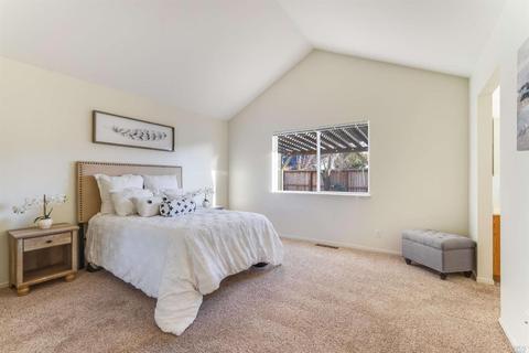 543 Cockspur Ct, Windsor, CA 95492 photo 10