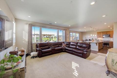 8842 Blue River Dr, Vallejo, CA 94591 photo 6