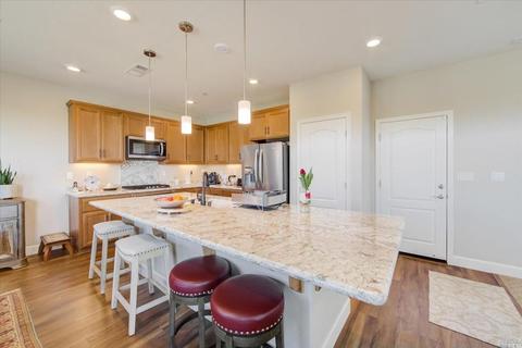 8842 Blue River Dr, Vallejo, CA 94591 photo 14