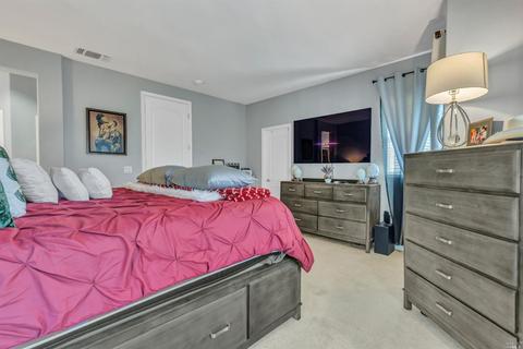 8085 Red Oak Ct, Vallejo, CA 94591 photo 15