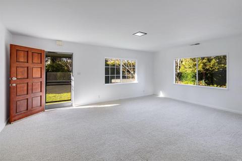 8624 Alden Ln, Windsor, CA 95492 photo 4