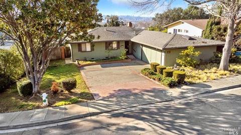 395 Springbrook Dr, Vallejo, CA 94591 photo 2