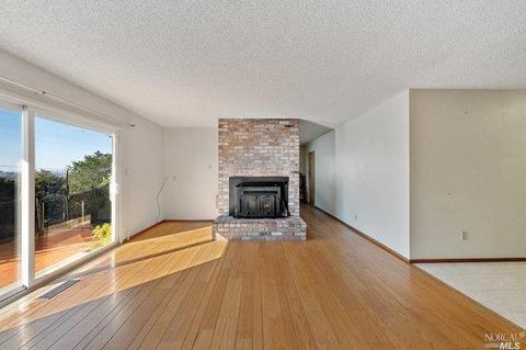 395 Springbrook Dr, Vallejo, CA 94591 photo 10