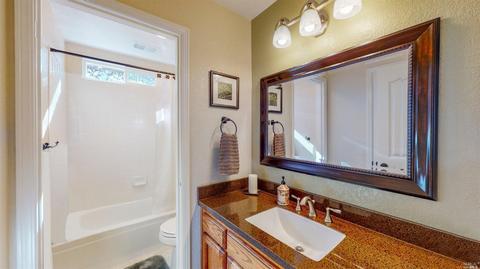 231 Usher Dr, Windsor, CA 95492 photo 10