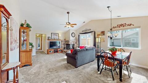231 Usher Dr, Windsor, CA 95492 photo 3
