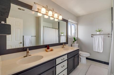 1887 Commons Ct, Windsor, CA 95492 photo 21