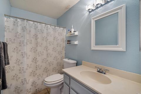 1887 Commons Ct, Windsor, CA 95492 photo 24