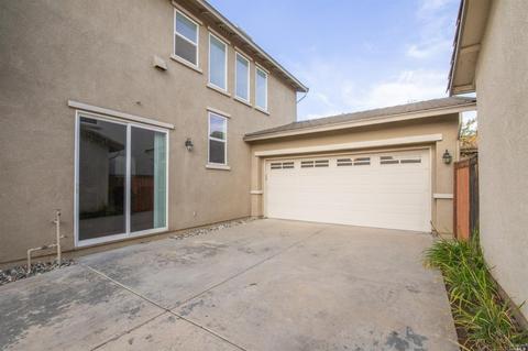 2388 Hanson Dr, Fairfield, CA 94533 photo 4
