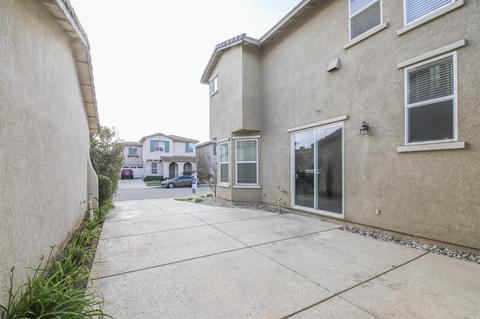2388 Hanson Dr, Fairfield, CA 94533 photo 6