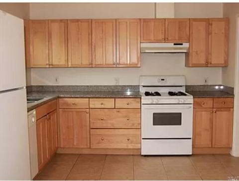 109 Whitecliff Dr, Vallejo, CA 94589 photo 4