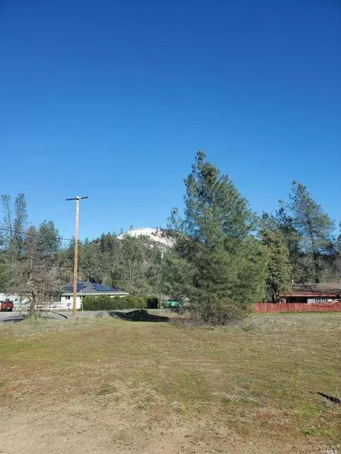 2656 Spring Valley Rd, Clearlake Oaks, CA 95423