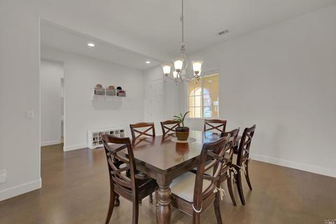 702 Elderberry Loop, Vacaville, CA 95688 photo 14