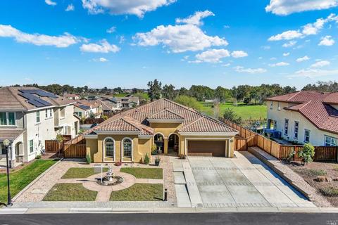 702 Elderberry Loop, Vacaville, CA 95688 photo 5