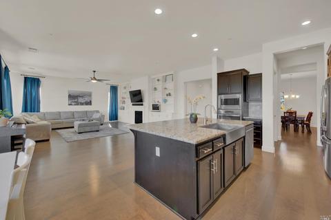 702 Elderberry Loop, Vacaville, CA 95688 photo 19
