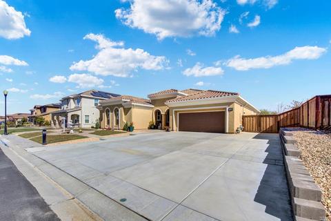 702 Elderberry Loop, Vacaville, CA 95688 photo 6