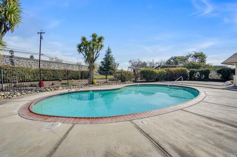 8030 Cliffrose St, Windsor, CA 95492 photo 32