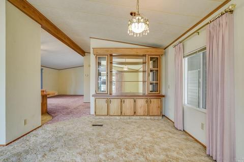 8030 Cliffrose St, Windsor, CA 95492 photo 5