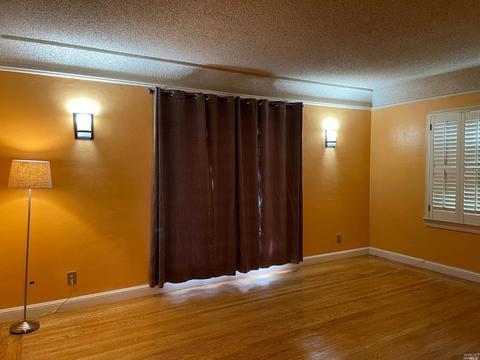 1202 Ohio St, Vallejo, CA 94590 photo 2