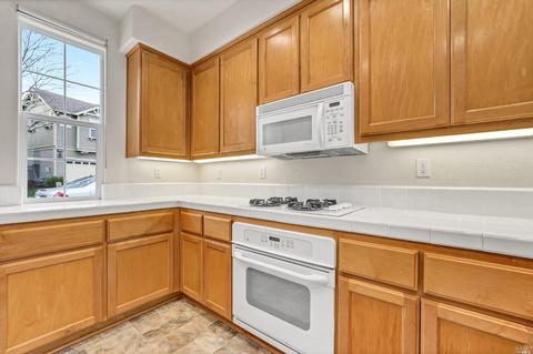 6154 Ashwell Way, Vallejo, CA 94591 photo 8