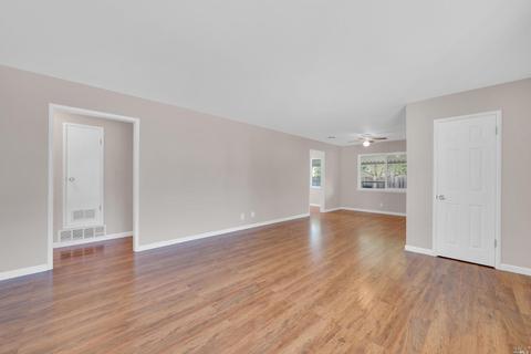 1106 Holmes Ave, Napa, CA 94559 photo 7