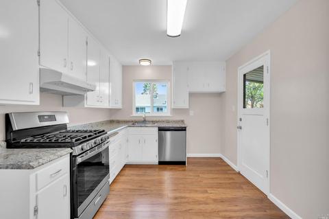 1106 Holmes Ave, Napa, CA 94559 photo 11