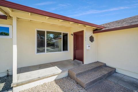 1106 Holmes Ave, Napa, CA 94559 photo 4