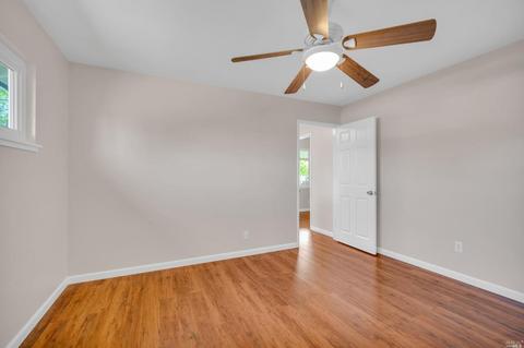 1106 Holmes Ave, Napa, CA 94559 photo 18