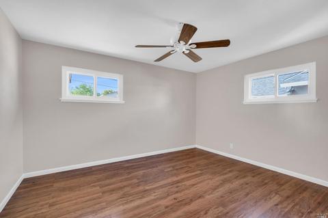 1106 Holmes Ave, Napa, CA 94559 photo 13