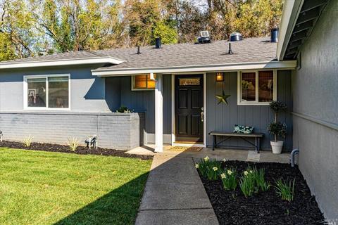 22 Queens Ct, Napa, CA 94558 photo 4