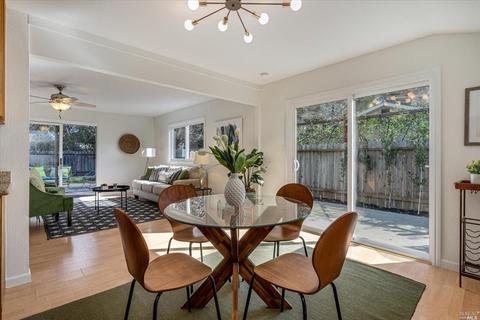 22 Queens Ct, Napa, CA 94558 photo 11