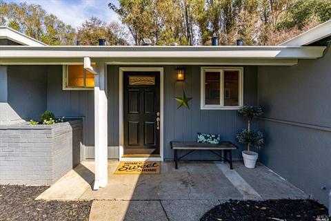 22 Queens Ct, Napa, CA 94558 photo 5