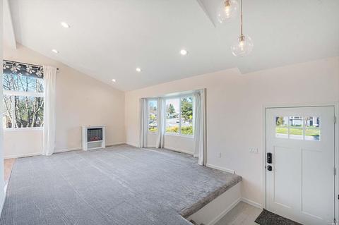 840 Natalie Dr, Windsor, CA 95492 photo 5
