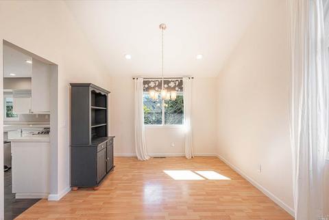 840 Natalie Dr, Windsor, CA 95492 photo 9