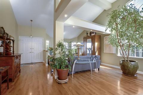 240 La Quinta Dr, Windsor, CA 95492 photo 12