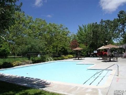 240 La Quinta Dr, Windsor, CA 95492 photo 39