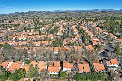 240 La Quinta Dr, Windsor, CA 95492 photo 38