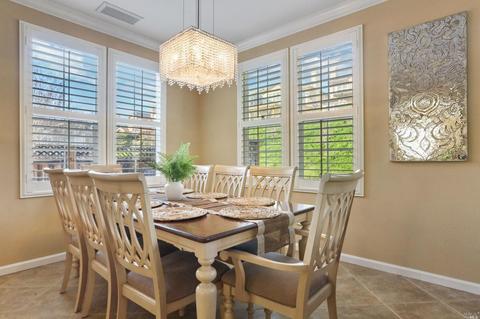 8069 Red Oak Ct, Vallejo, CA 94591 photo 8
