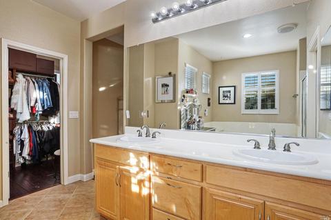 8069 Red Oak Ct, Vallejo, CA 94591 photo 33