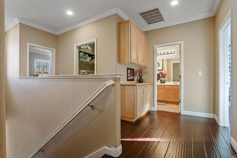 8069 Red Oak Ct, Vallejo, CA 94591 photo 21