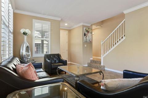 8069 Red Oak Ct, Vallejo, CA 94591 photo 10